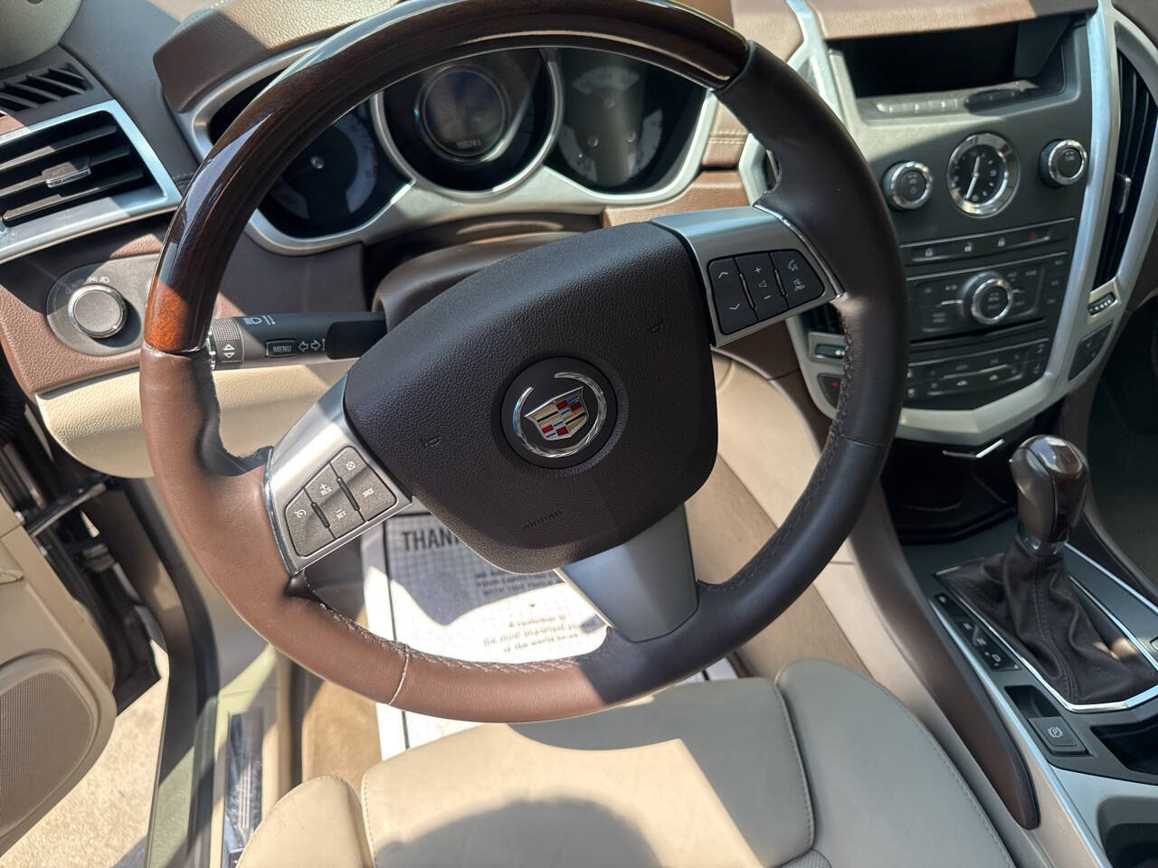 Used 2011 Cadillac SRX Luxury AWD/4WD image 21