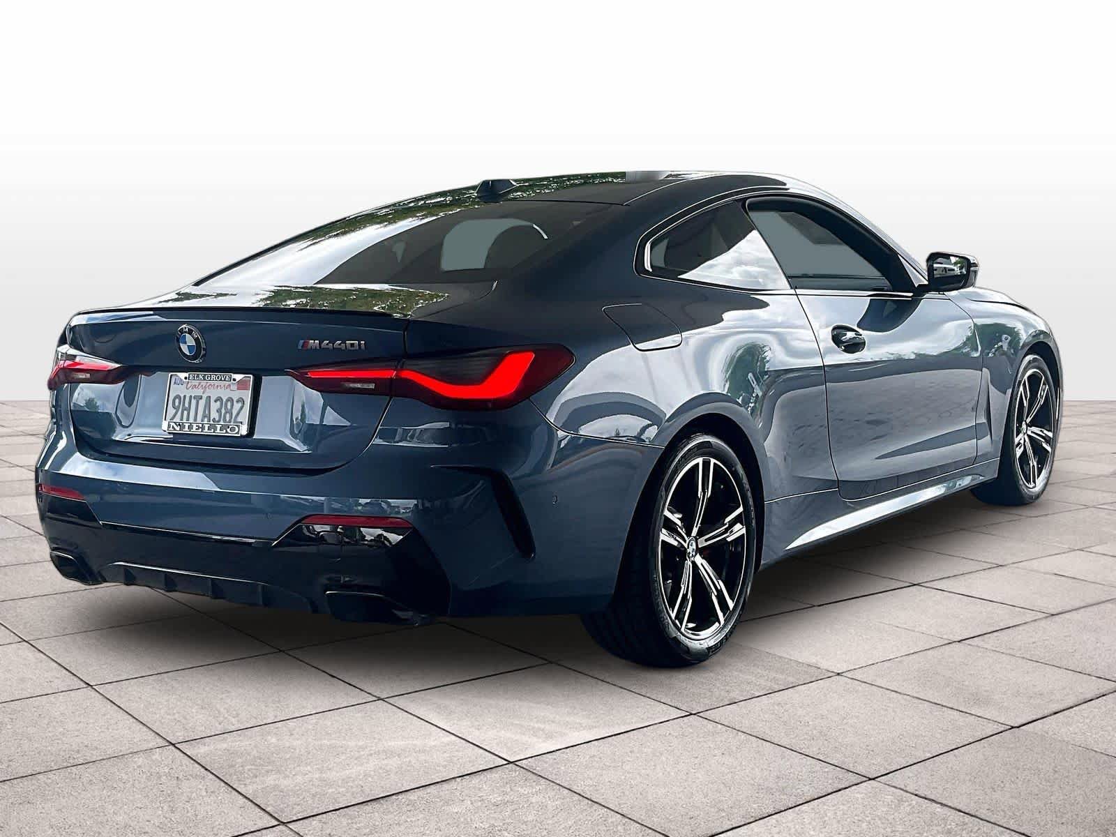 Used 2024 BMW M440i Coupe RWD image 15