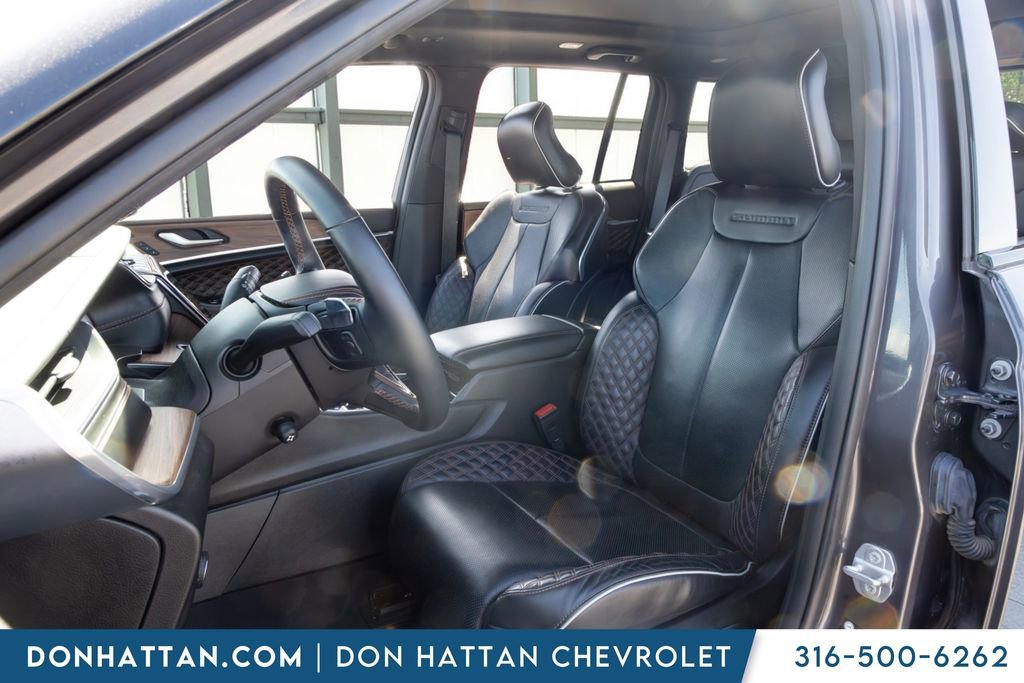 Used 2022 Jeep Grand Cherokee Summit AWD/4WD image 14