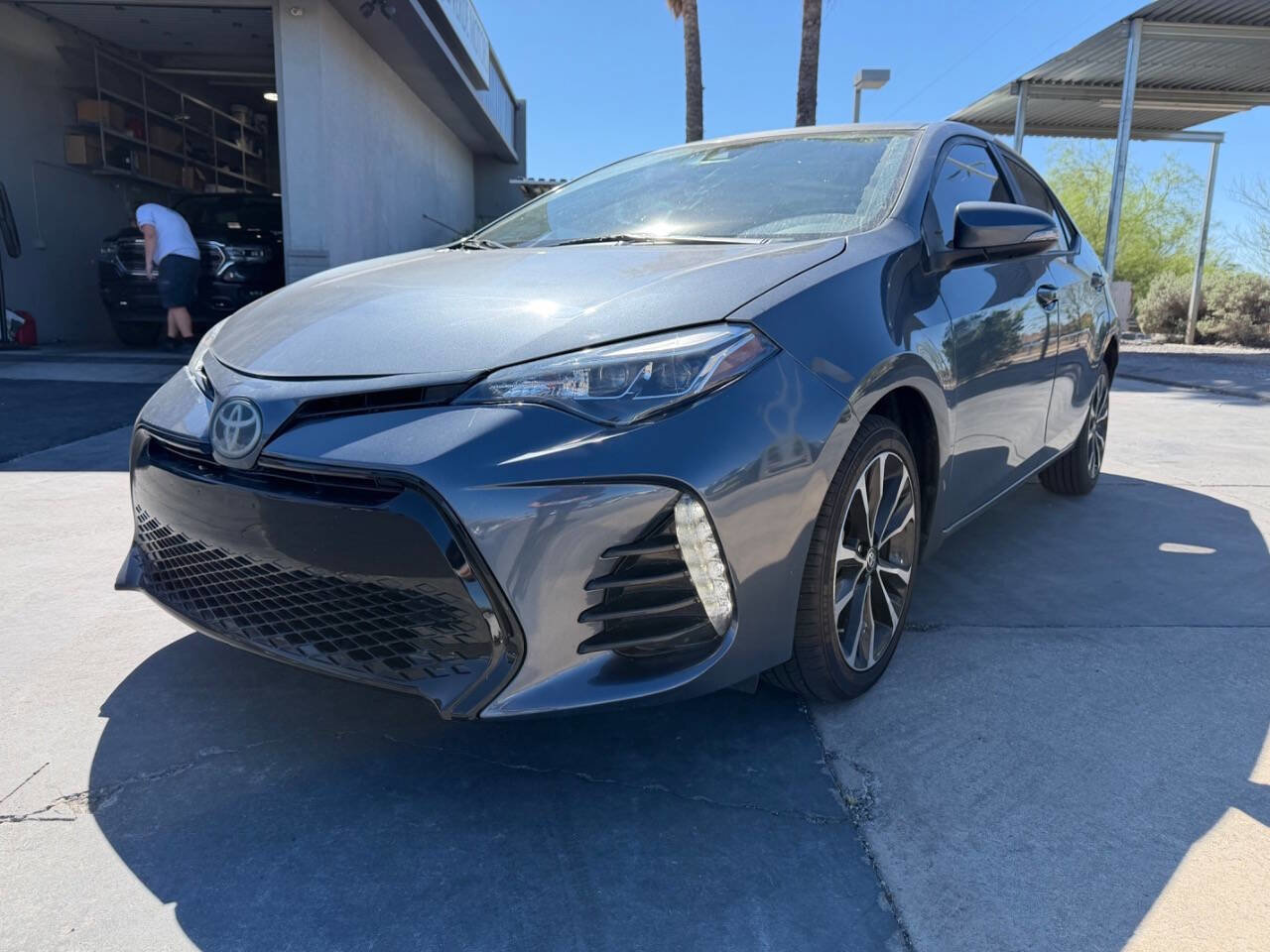 Used 2019 Toyota Corolla SE image 3