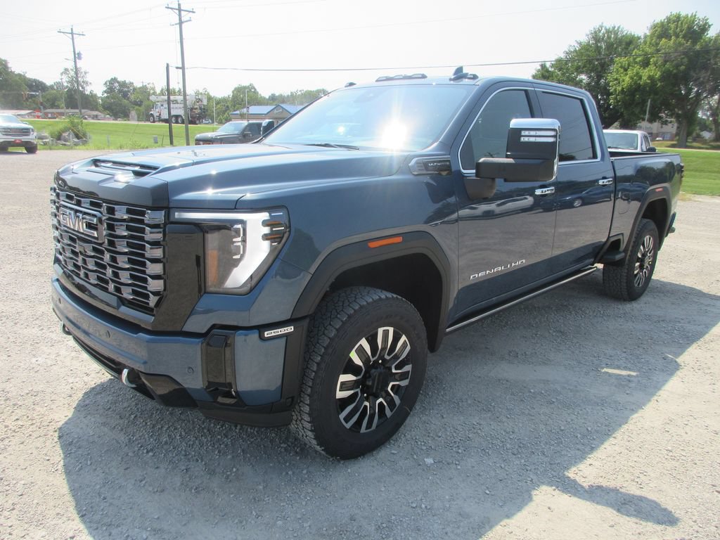 New 2026 GMC Sierra 2500 Denali Ultimate AWD/4WD image 11