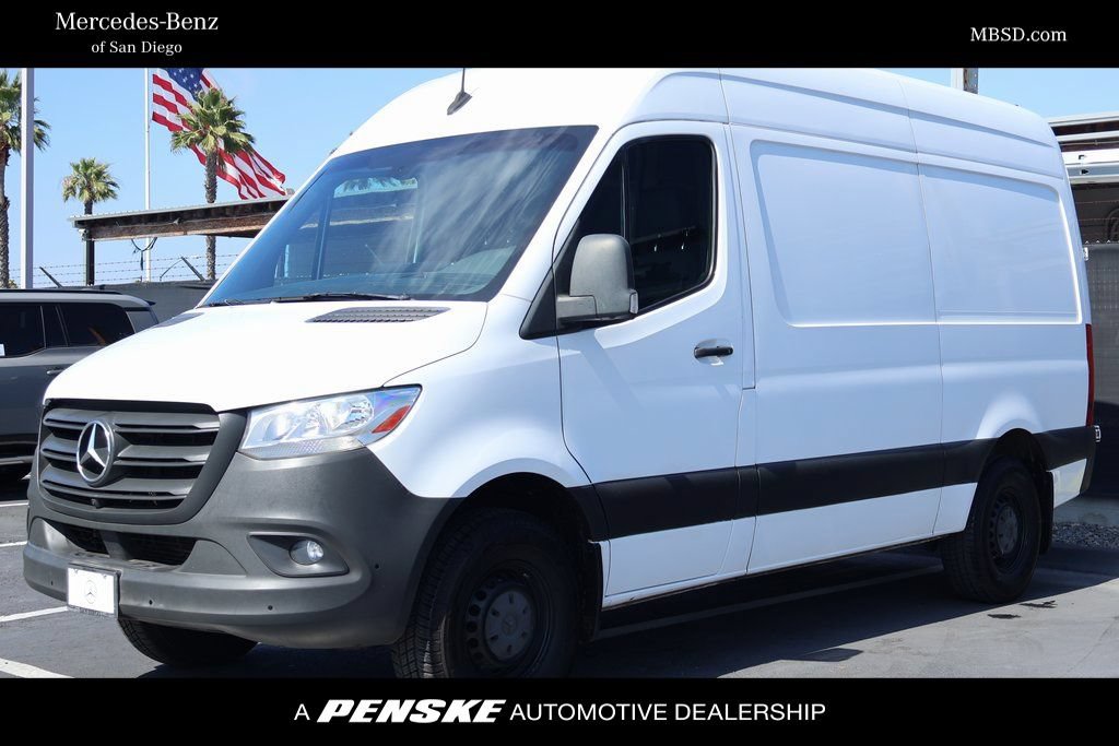 Used 2019 Mercedes-Benz Sprinter 144 image 1