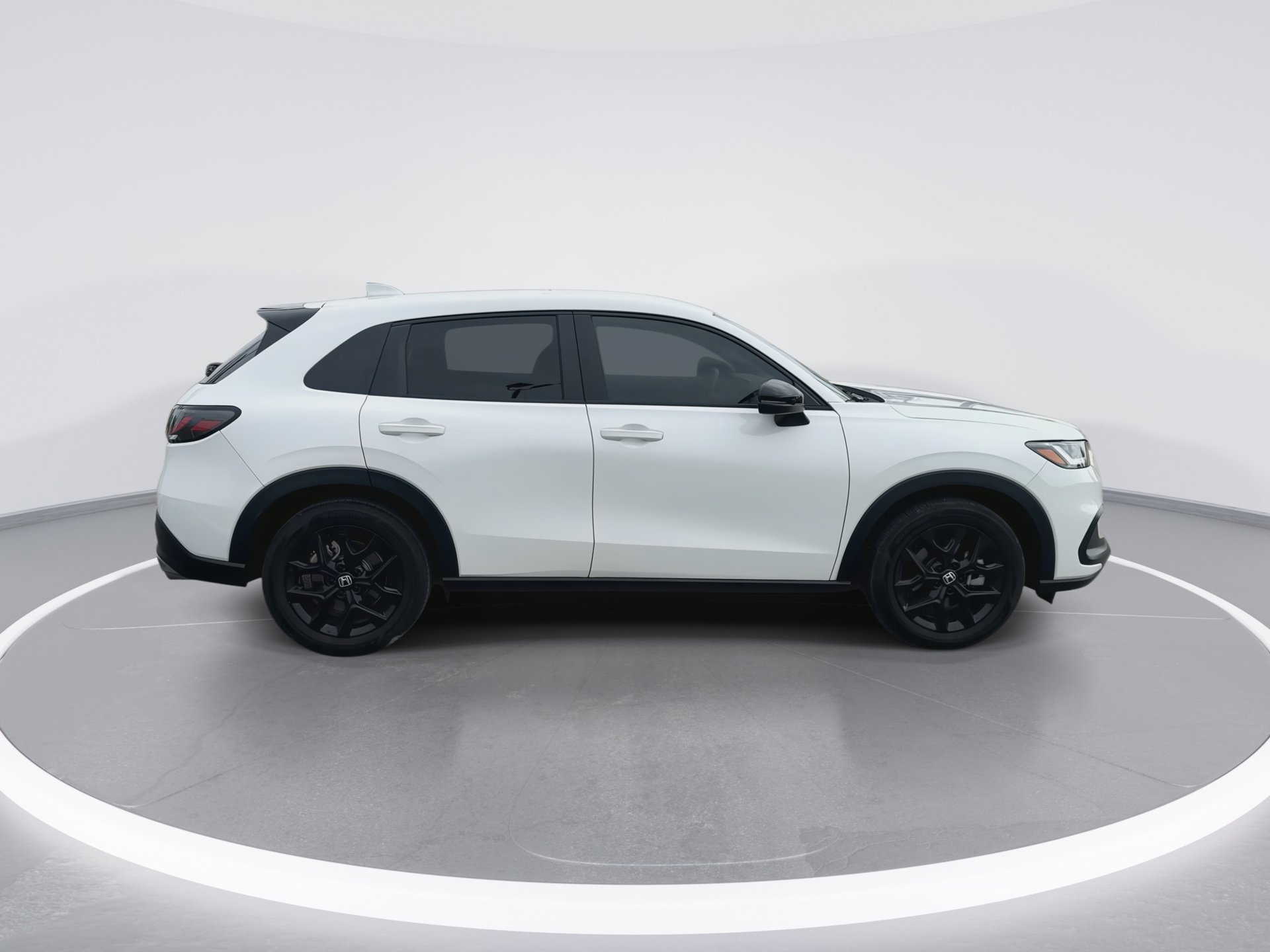 Used 2024 Honda HR-V Sport image 9