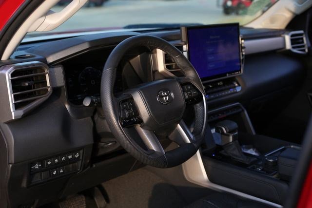 Used 2024 Toyota Tundra Limited image 7