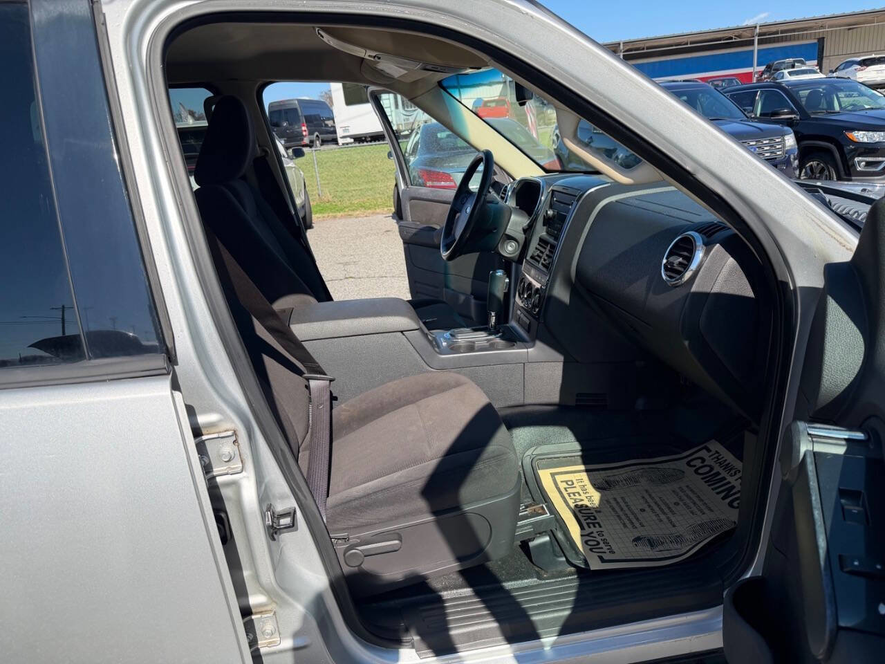 Used 2010 Ford Explorer Sport Trac XLT image 15