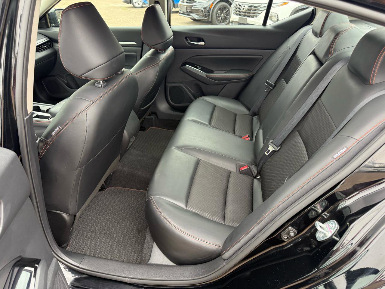 Used 2024 Nissan Altima 2.5 SR FWD image 14