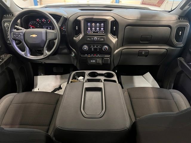 Certified 2025 Chevrolet Silverado 1500 Custom AWD/4WD image 23