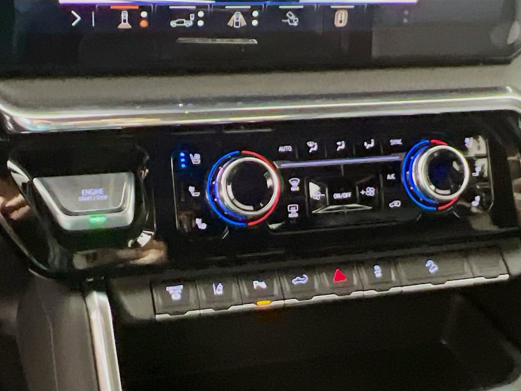 New 2026 GMC Sierra 3500 Denali w/ Denali Reserve Package image 13