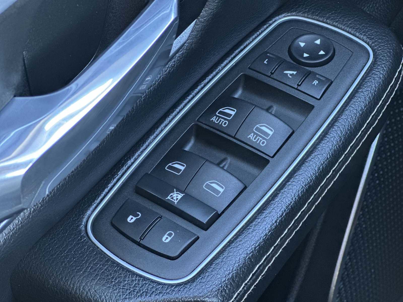 Certified 2022 RAM 1500 Laramie image 15