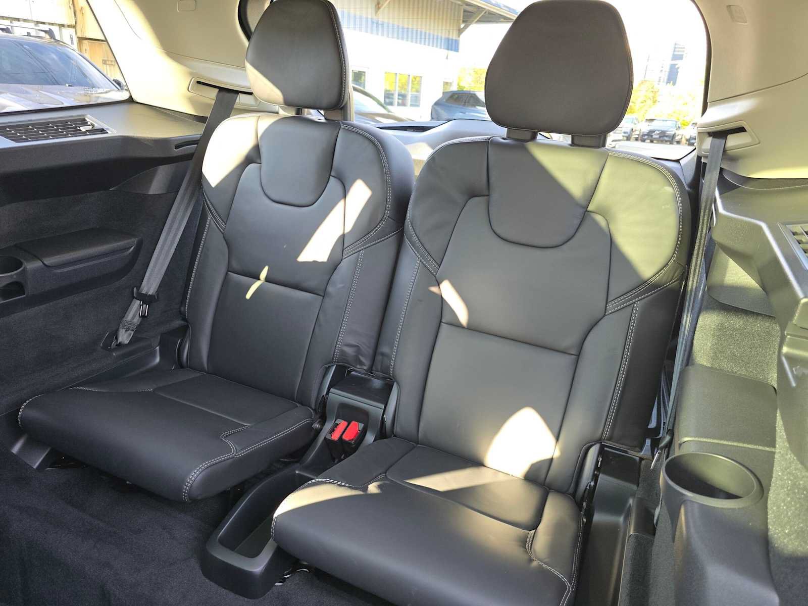 Used 2026 Volvo XC90 B6 Ultra w/ Protection Package AWD/4WD image 17