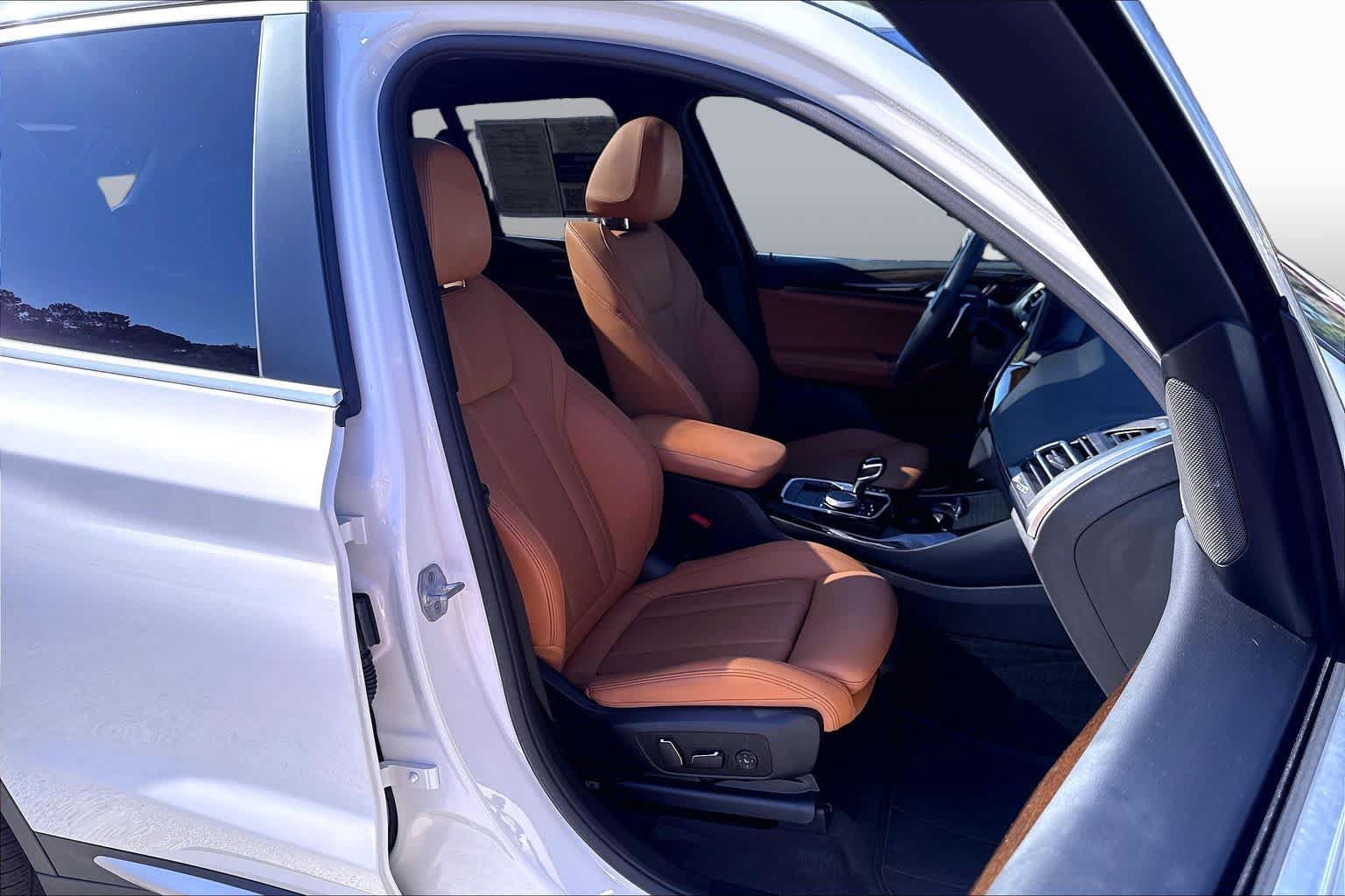 Used 2024 BMW X3 sDrive30i w/ Premium Package RWD image 8