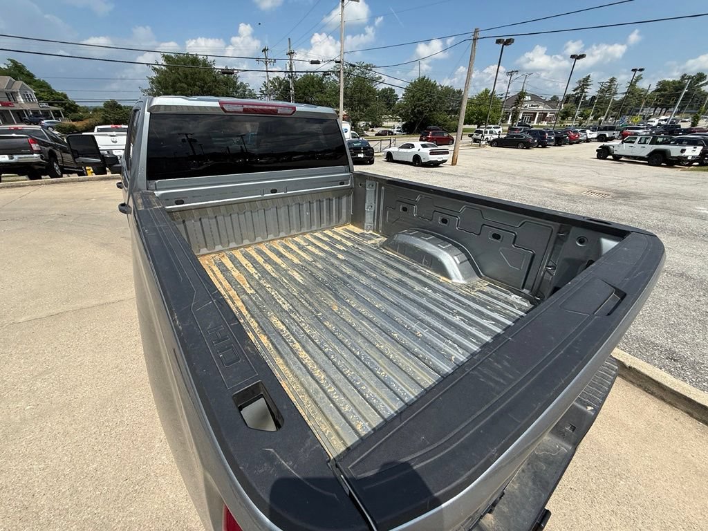 Used 2026 Chevrolet Silverado 2500 Custom w/ Custom Blackout Package AWD/4WD image 8