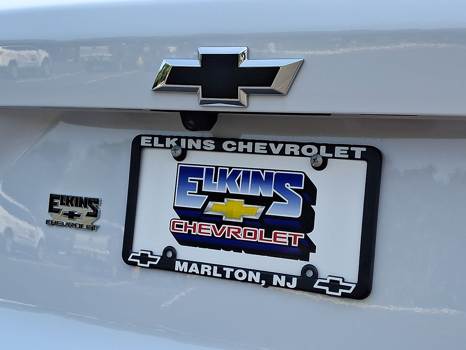 New 2027 Chevrolet Equinox RS w/ Safety and Technology Package FWD image 19