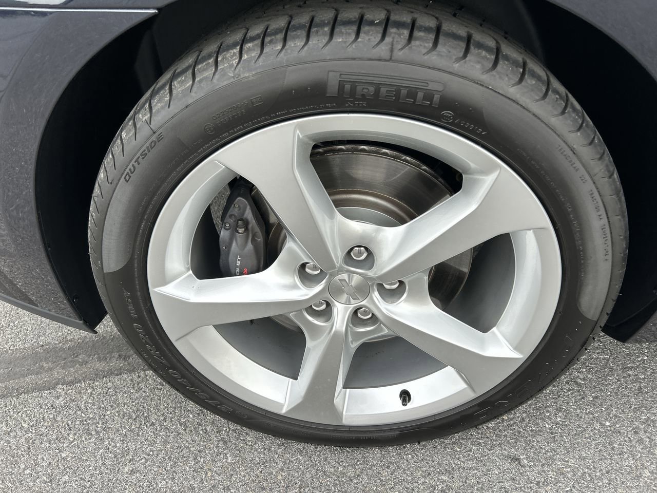 Used 2014 Chevrolet Camaro SS RWD image 9