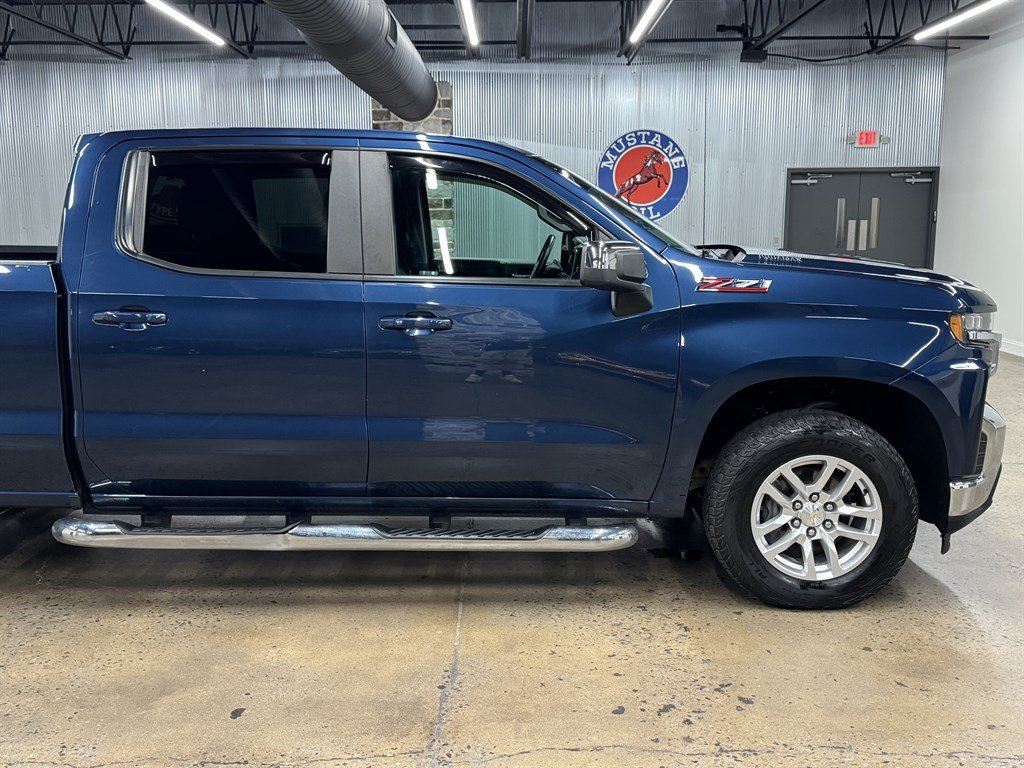 Used 2021 Chevrolet Silverado 1500 LT w/ Z71 Off-Road Package AWD/4WD image 18