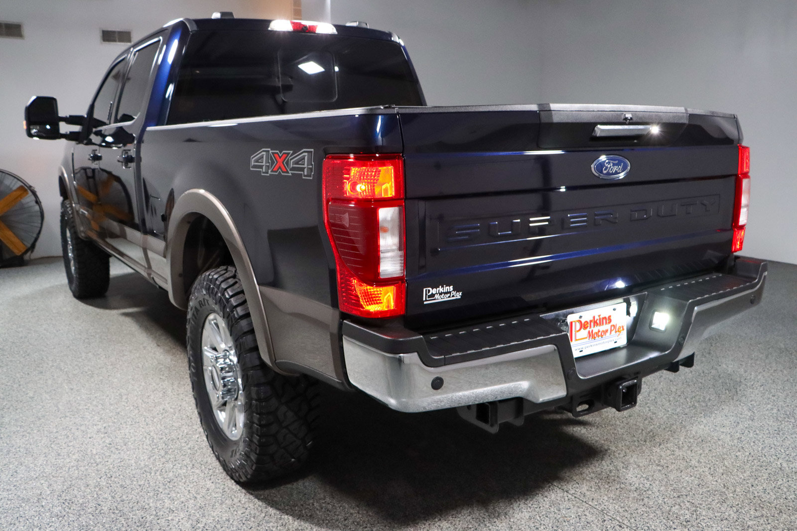 Used 2022 Ford F350 Lariat w/ Lariat Value Package AWD/4WD image 9