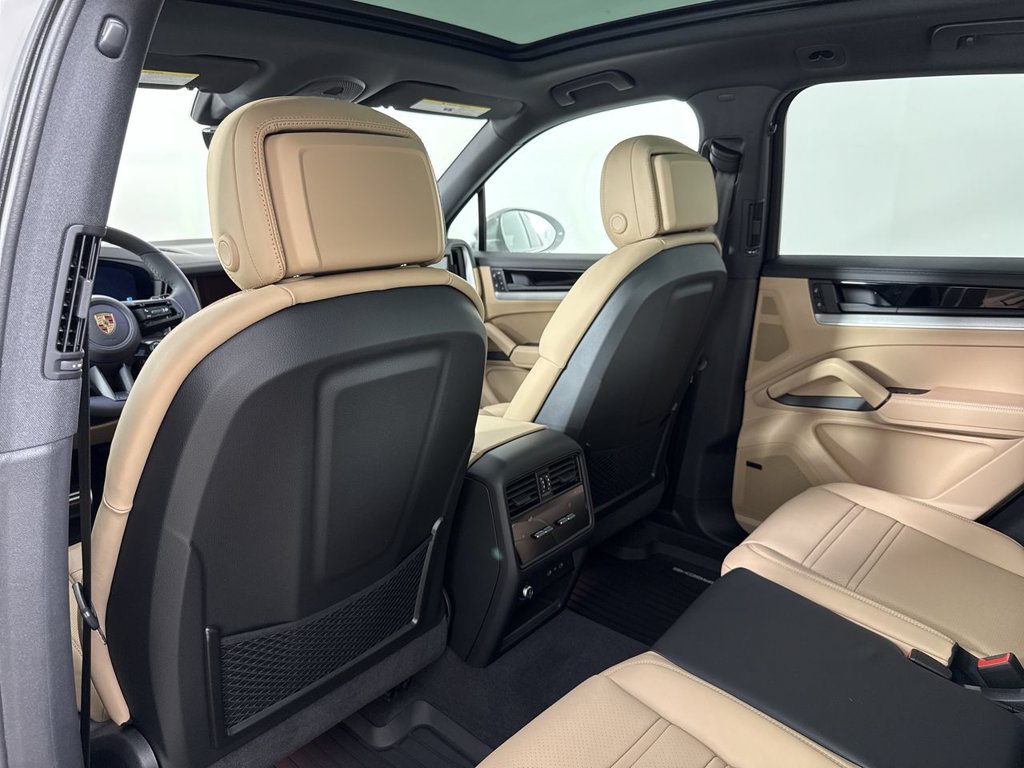 New 2026 Porsche Cayenne S AWD/4WD image 26
