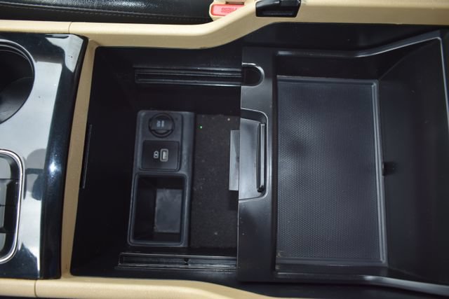Used 2017 Kia Sedona EX FWD image 34