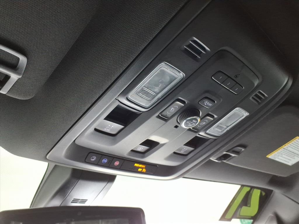 Used 2021 Chevrolet Tahoe LT w/ LT Signature Package image 27