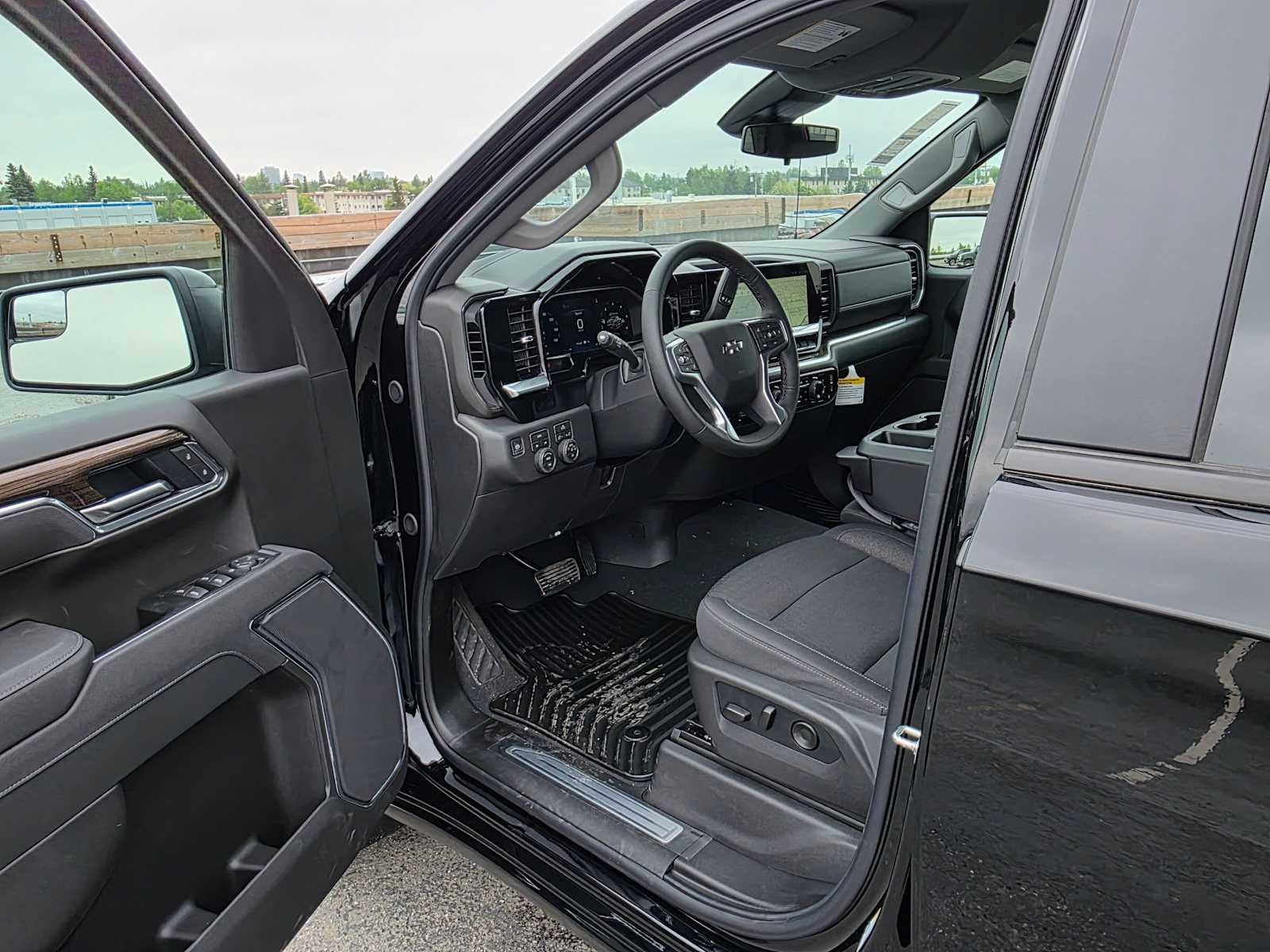 New 2026 Chevrolet Silverado 1500 RST AWD/4WD image 19