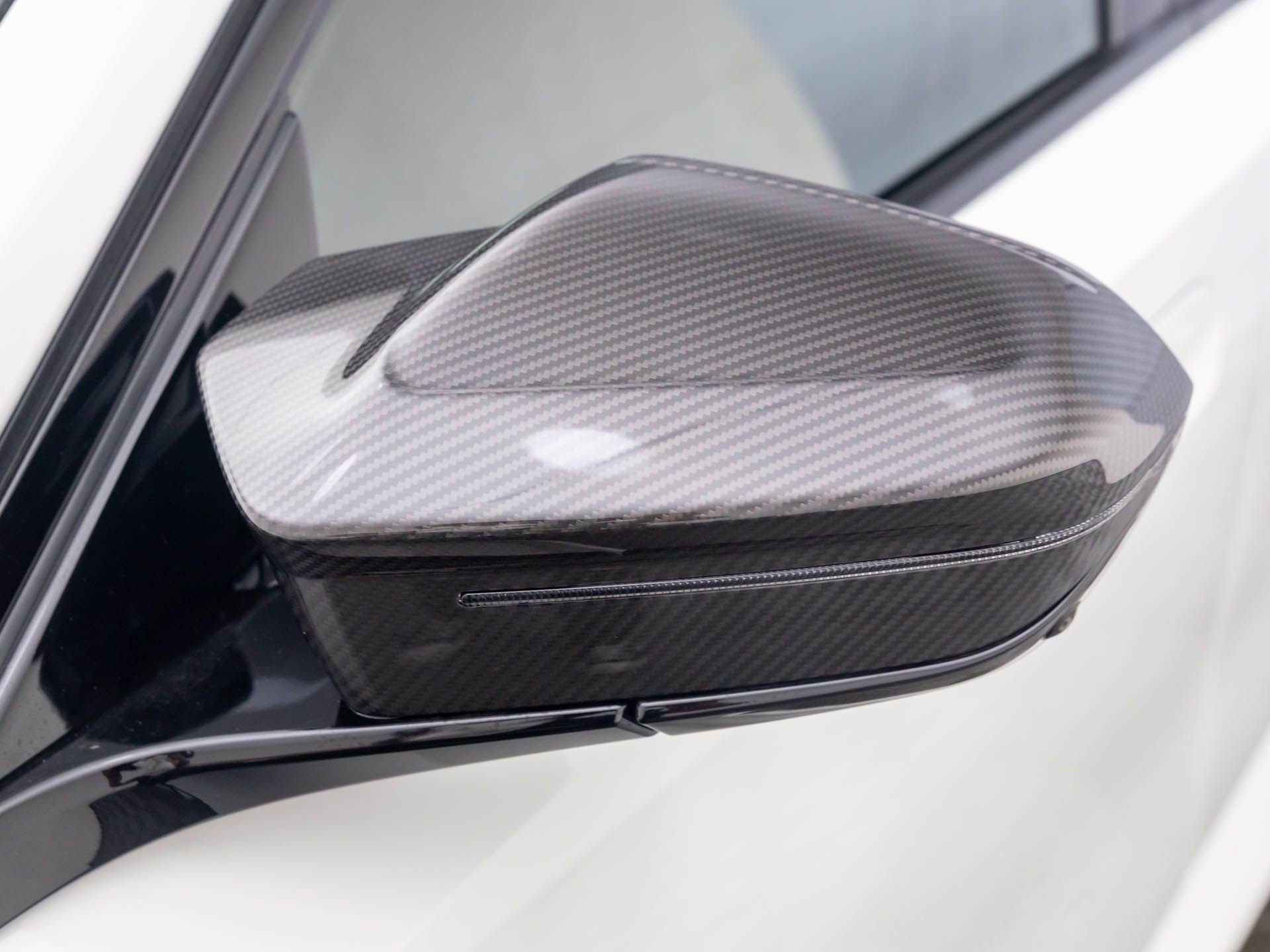 Used 2026 BMW M5 w/ Carbon Package image 38