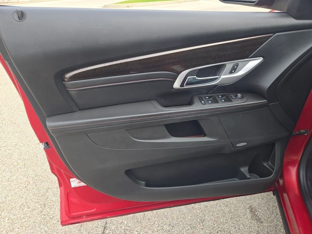 Used 2015 GMC Terrain Denali image 19