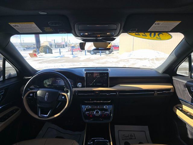 Used 2022 Lincoln Corsair Reserve w/ Elements Package image 15