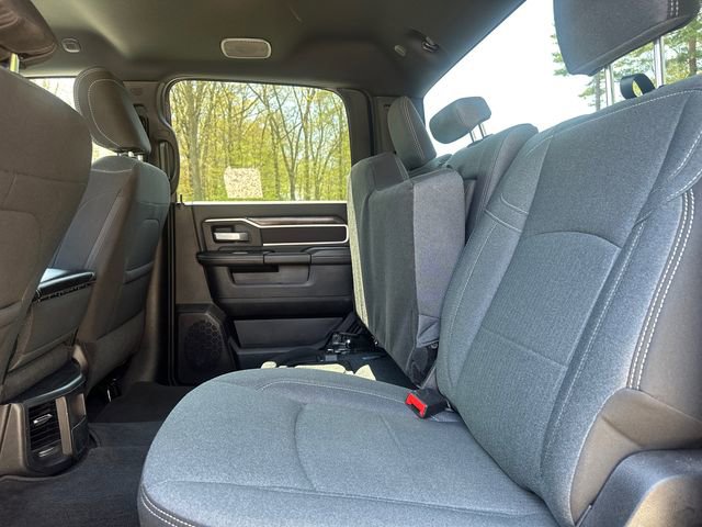 Used 2024 RAM 2500 Big Horn w/ Sport Appearance Package AWD/4WD image 19