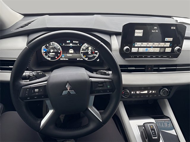 Used 2022 Mitsubishi Outlander SEL image 9