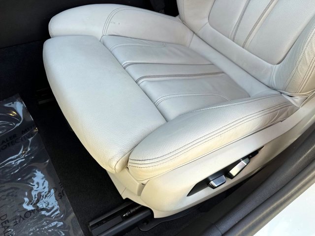 Certified 2022 BMW 530i 530i w/ Executive Package image 16