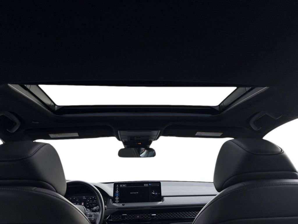 Used 2023 Honda Accord Sport image 12