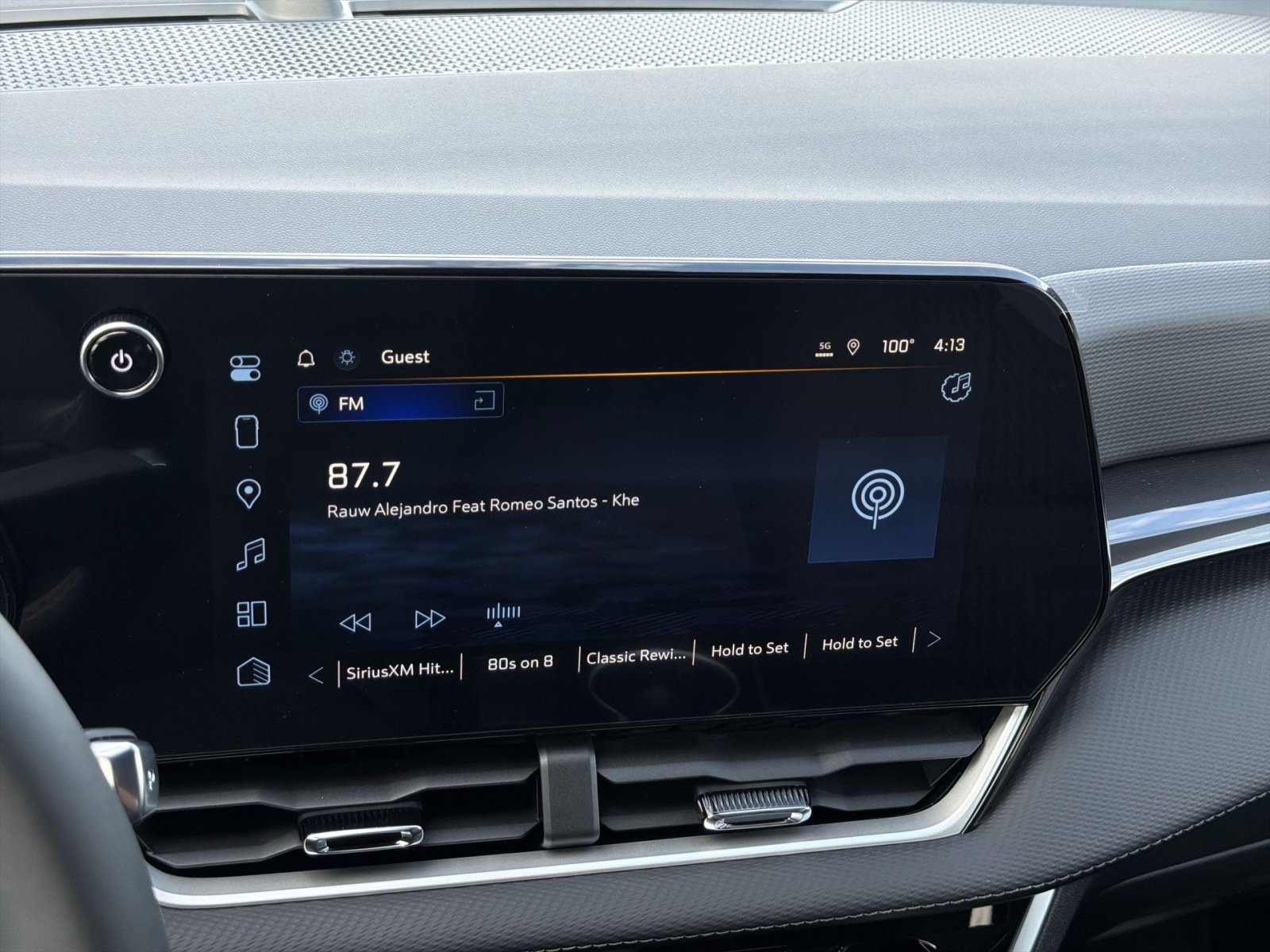 New 2027 Chevrolet Equinox LT FWD image 18