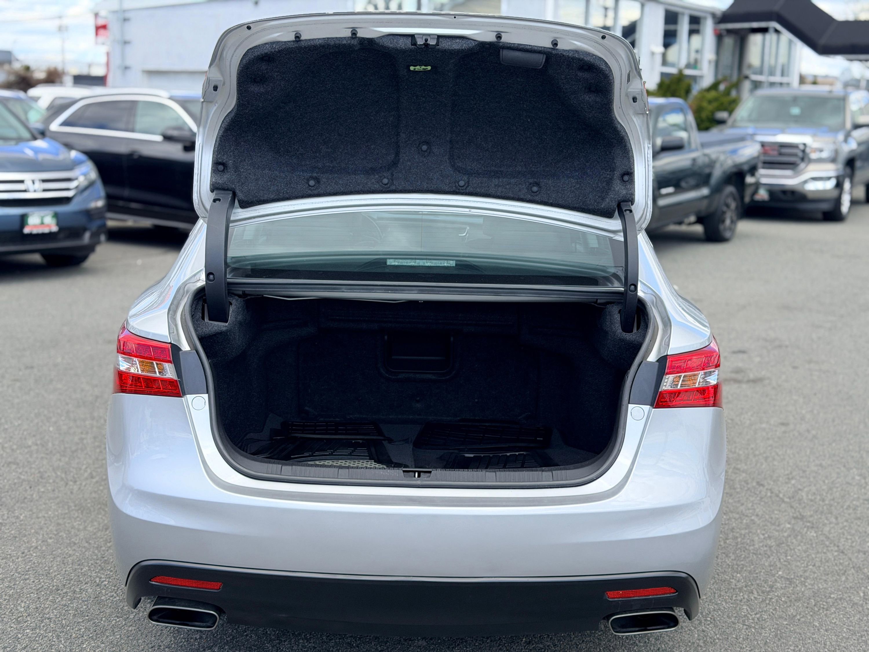 Used 2014 Toyota Avalon XLE Premium FWD image 12