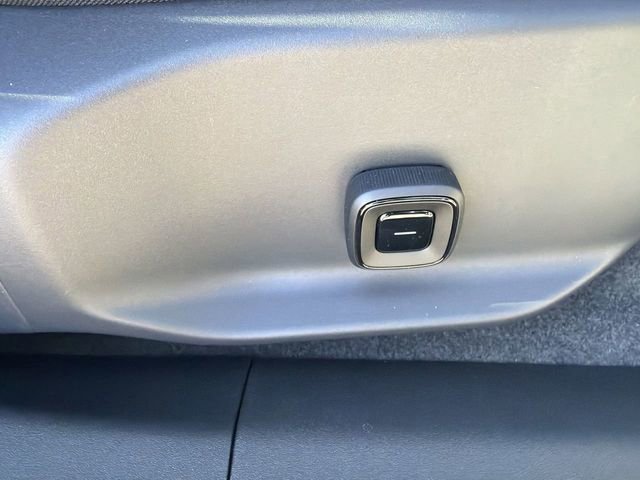 Used 2026 Volvo EX30 Cross Country Ultra w/ Protection Package Premier image 13