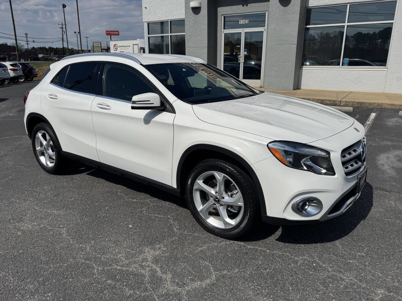 Used 2018 Mercedes-Benz GLA 250 4MATIC w/ Premium Package image 8