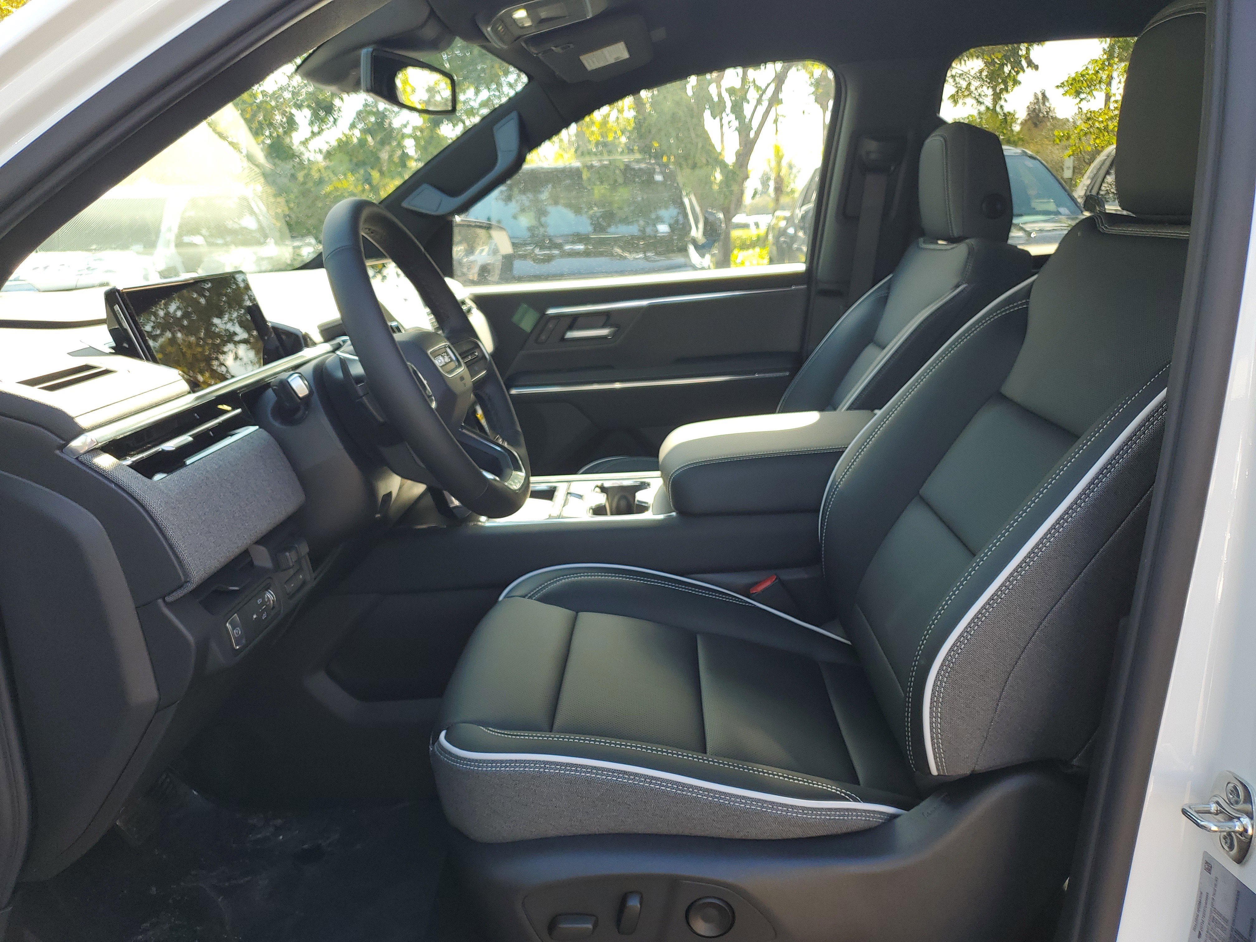 New 2026 GMC Sierra EV Elevation AWD/4WD image 9