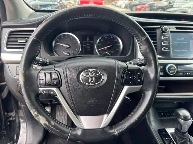 Used 2015 Toyota Highlander XLE AWD/4WD image 20