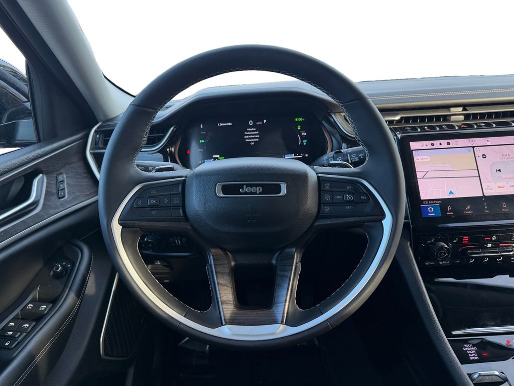 Used 2022 Jeep Grand Cherokee Limited 4xe image 12