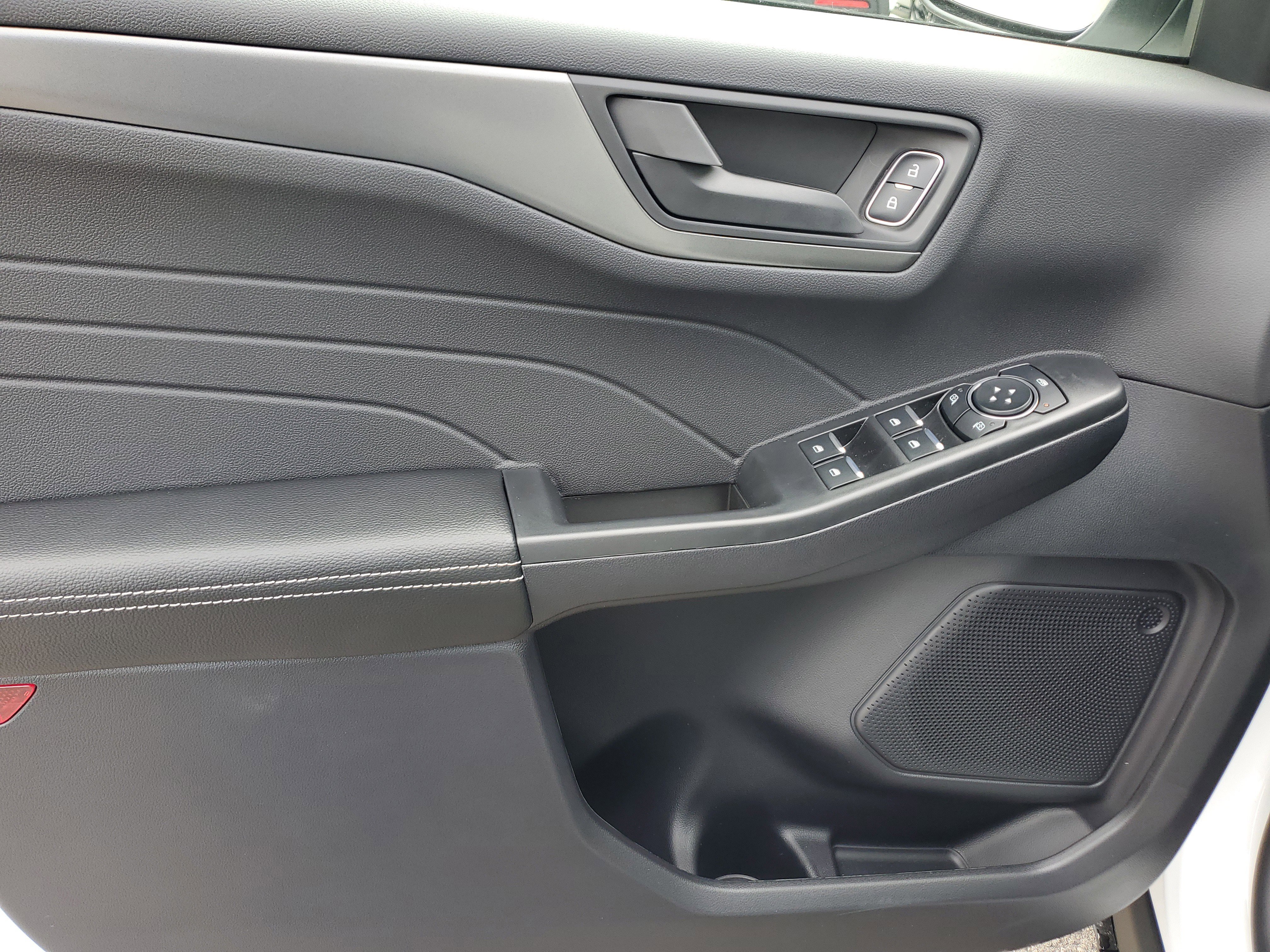 New 2026 Ford Escape Active image 11