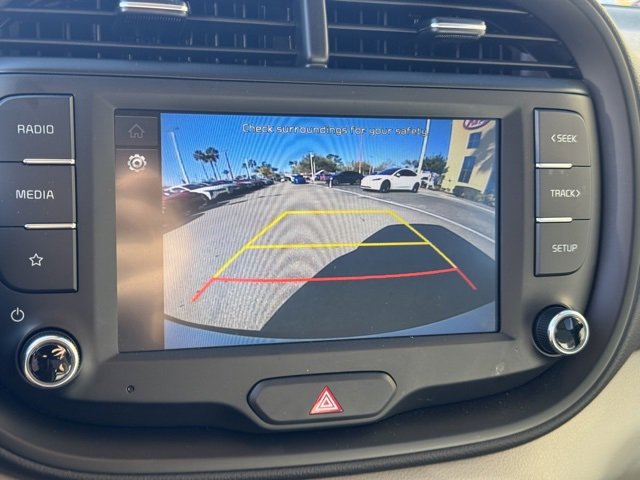 Certified 2025 Kia Soul LX image 19