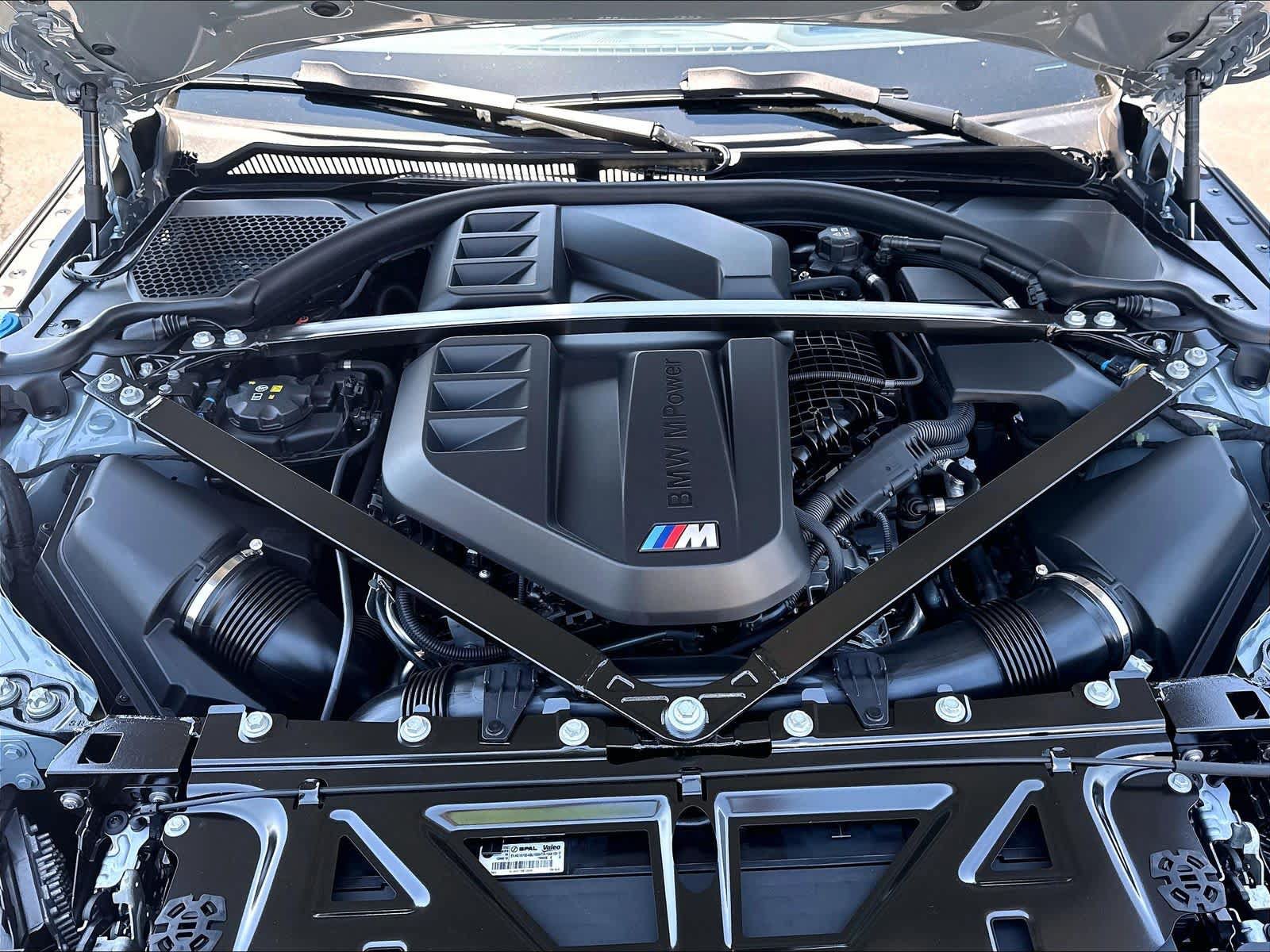 Used 2025 BMW M4 xDrive Competition AWD/4WD image 32