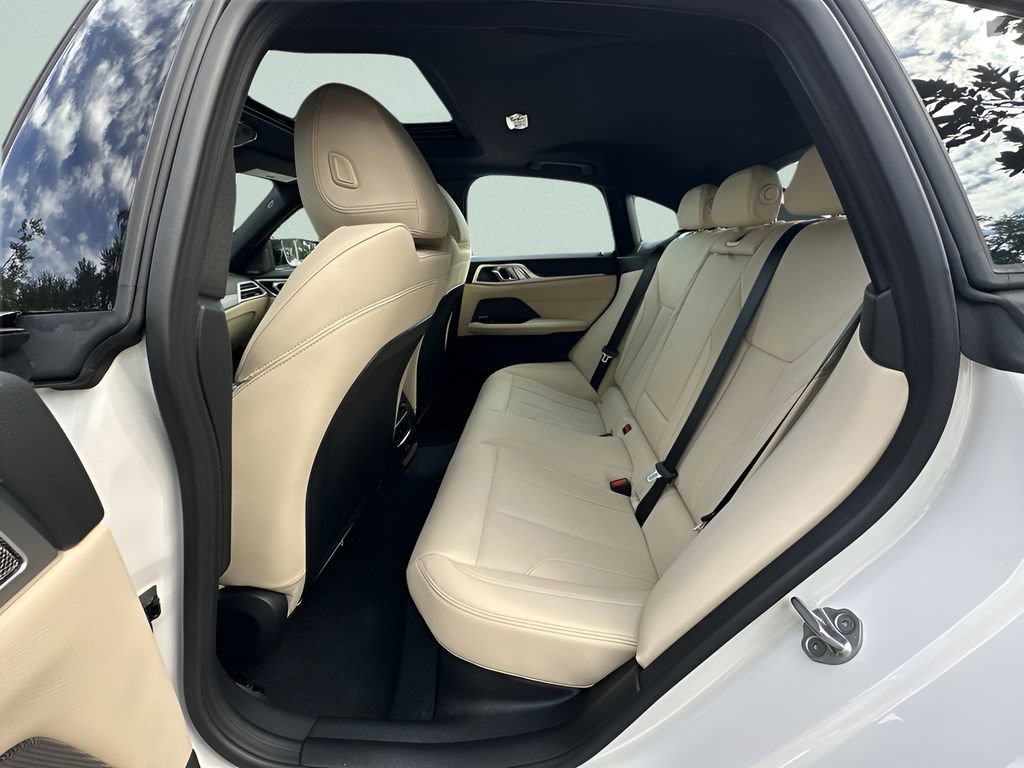 New 2026 BMW M440i w/ Premium Package image 27