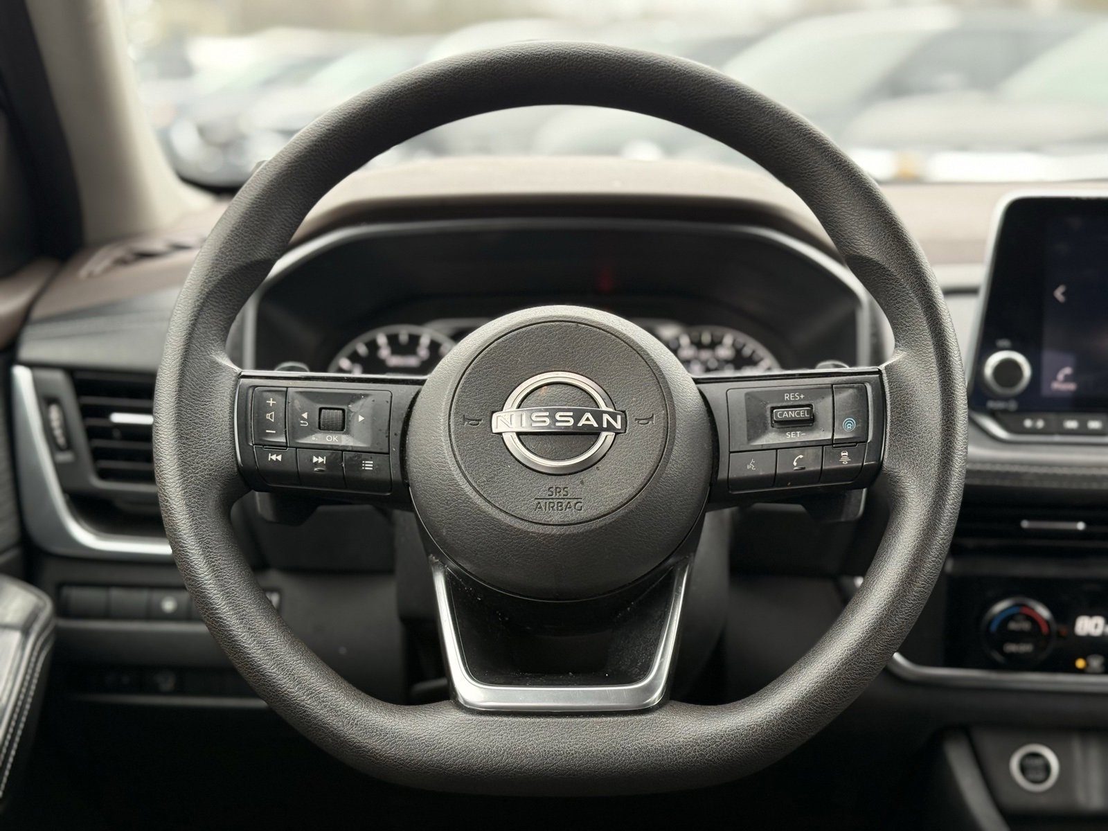 Used 2023 Nissan Rogue SV image 20