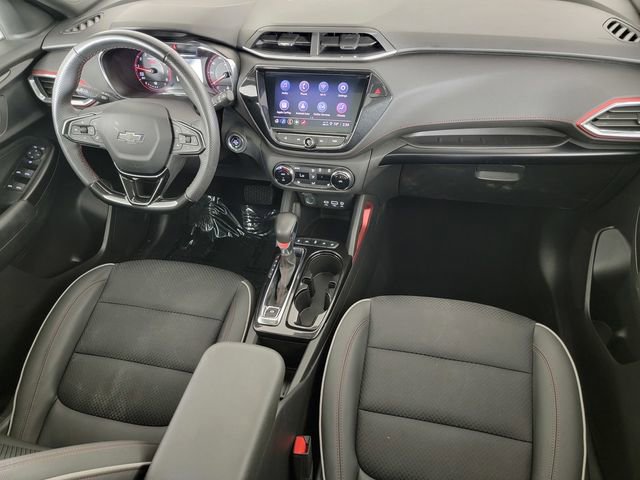 Used 2023 Chevrolet TrailBlazer RS w/ Sun and Liftgate Package FWD image 34