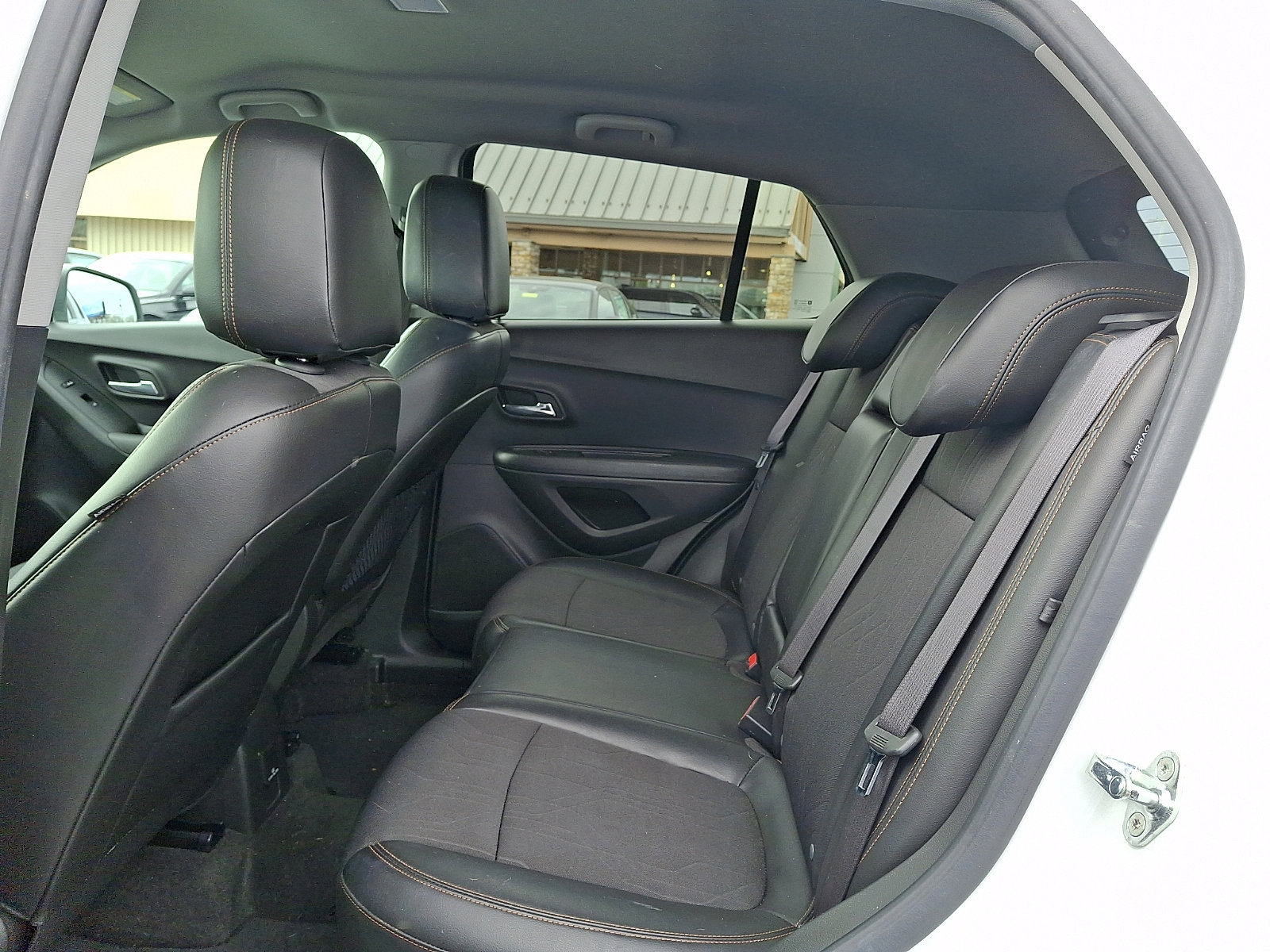 Used 2018 Chevrolet Trax LT w/ LT Convenience Package image 10