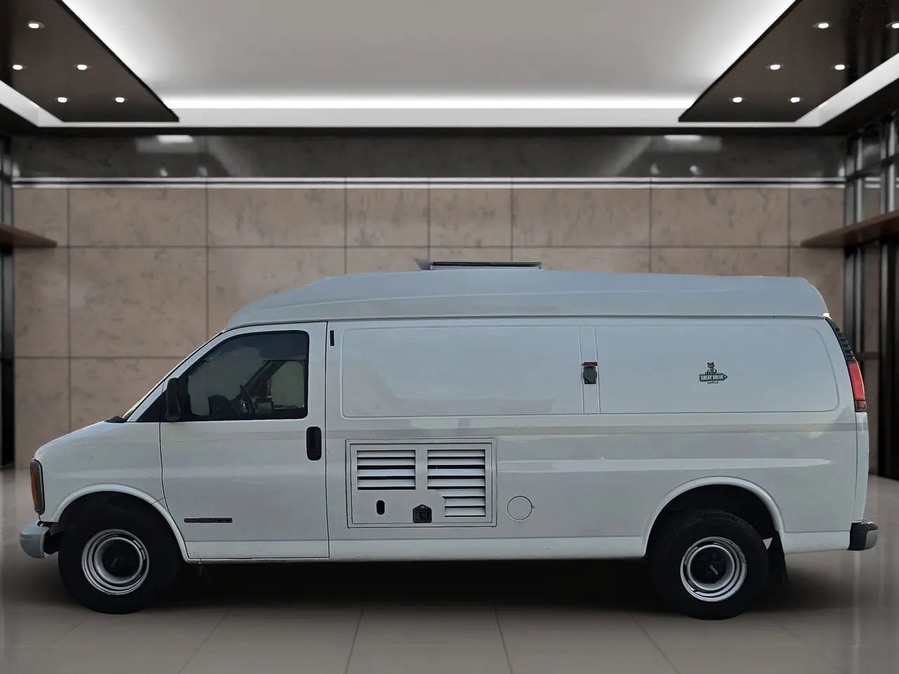 Used 2000 GMC Savana 3500 Extended image 17