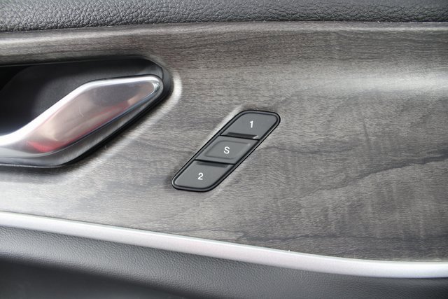 New 2025 Jeep Grand Cherokee L Limited w/ Black Appearance Package image 15