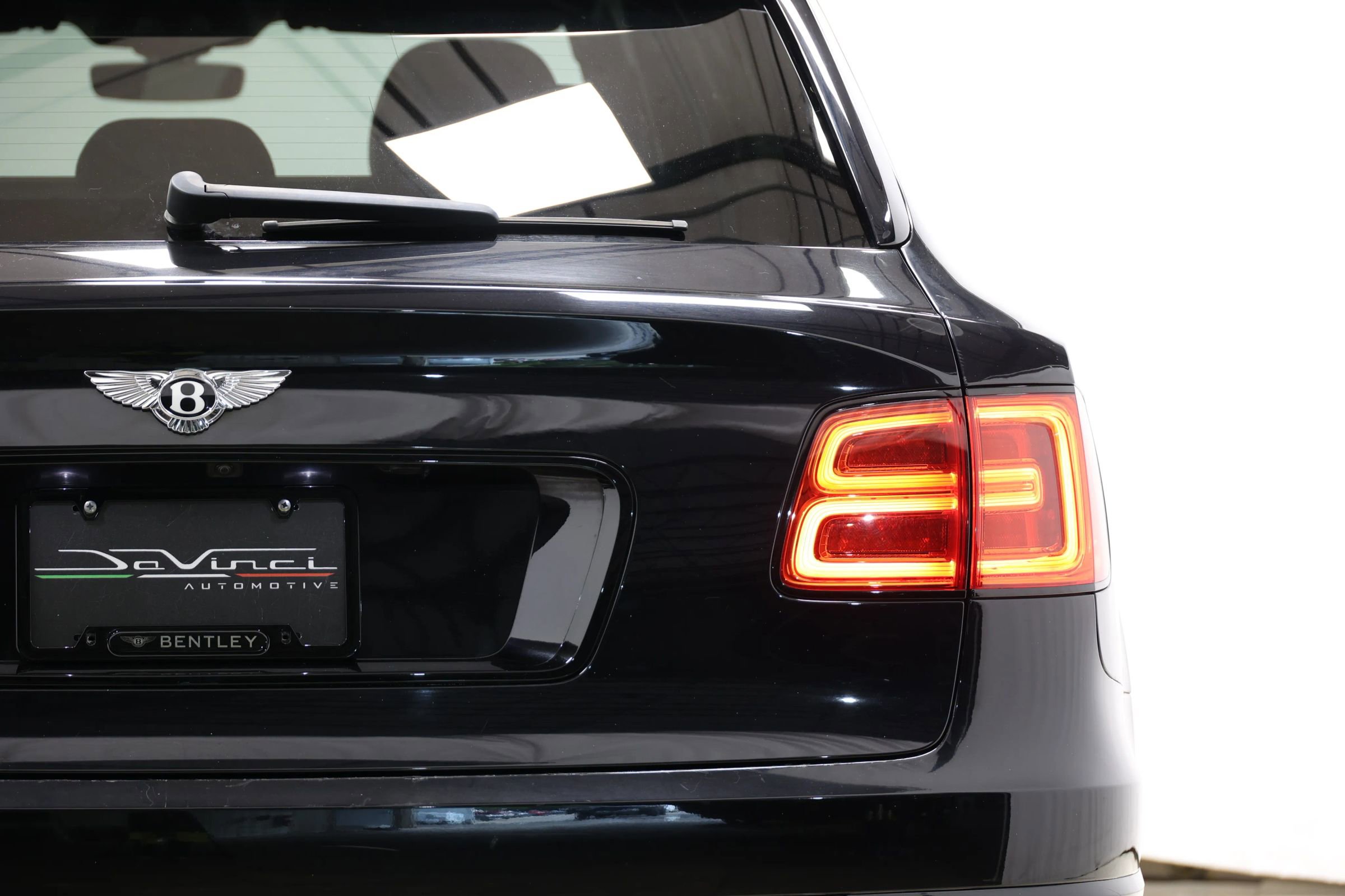 Used 2019 Bentley Bentayga AWD/4WD image 65