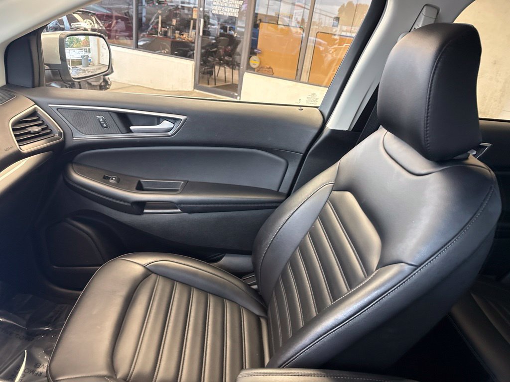 Used 2024 Ford Edge SEL w/ Convenience Package AWD/4WD image 24