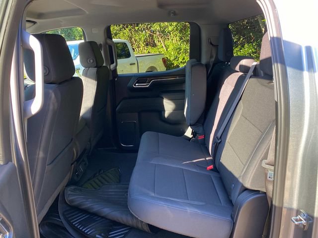 Used 2024 Chevrolet Silverado 1500 LT AWD/4WD image 9